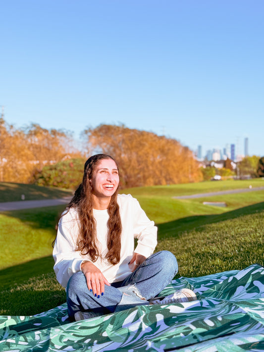 Tea & Decisions Long Sleeve (REGULAR FIT)